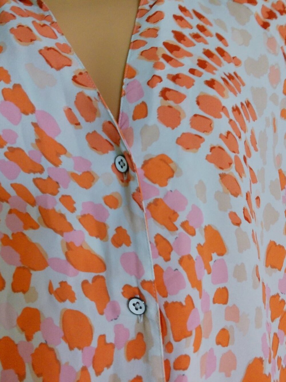 CABI BLOUSE SIZE MED GOOD CONDITION - Picture 7 of 8